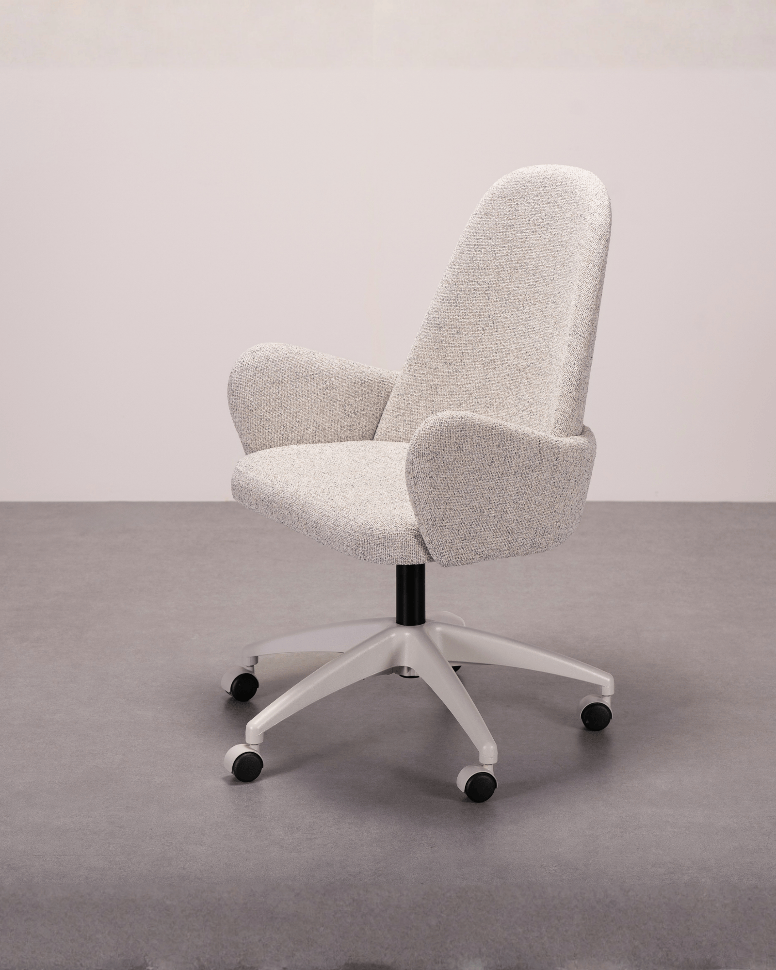 Cadeira Office Giratória Voga