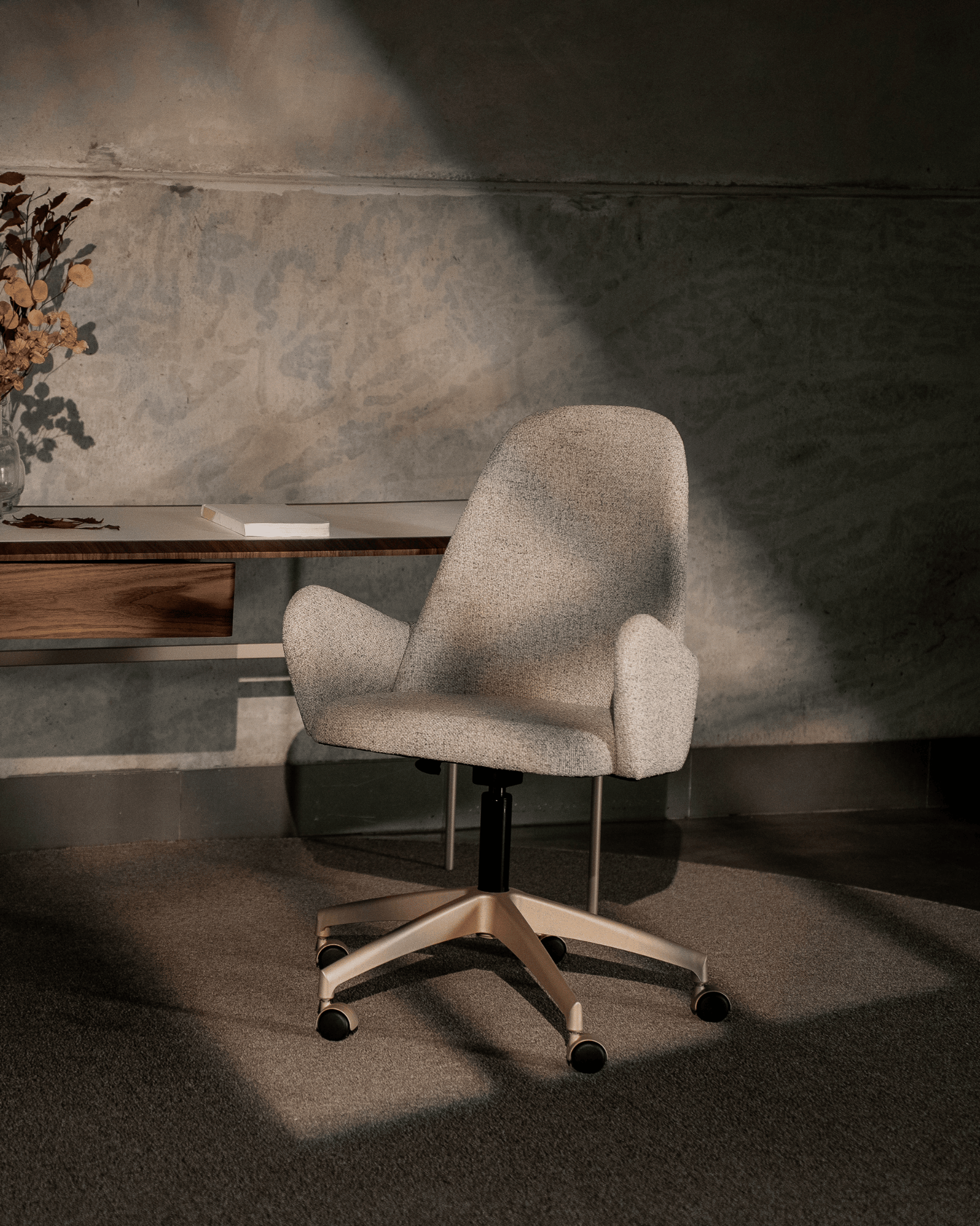 Cadeira Office Giratória Voga