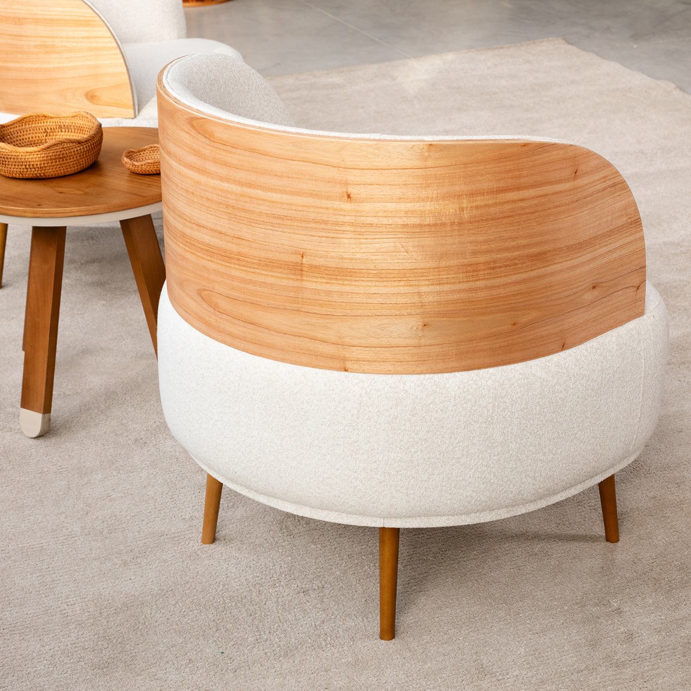 Poltrona Laminada Jolie