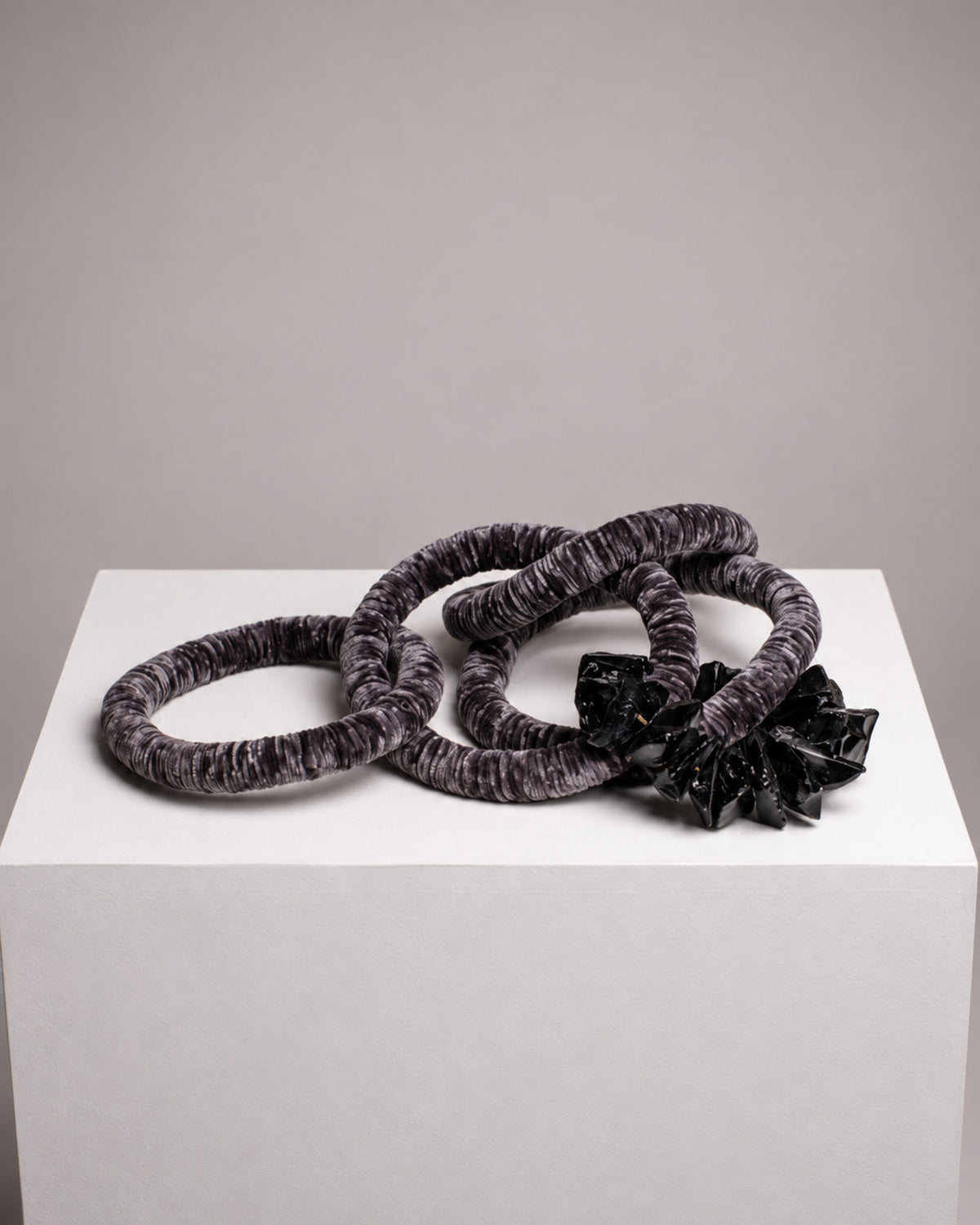 Colar de Mesa C305 - Elos Obsidiana Negra — peça individual