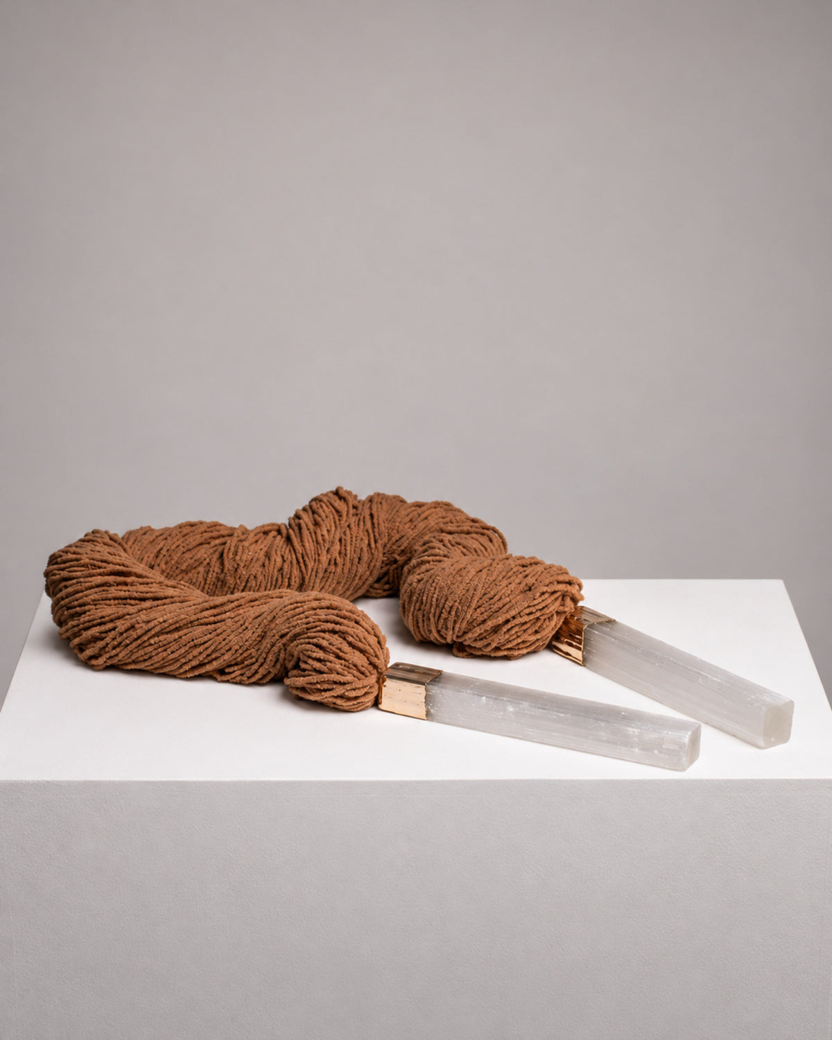Colar de Mesa C320 - Selenita Banho de Ouro 18k - 3049 — peça individual