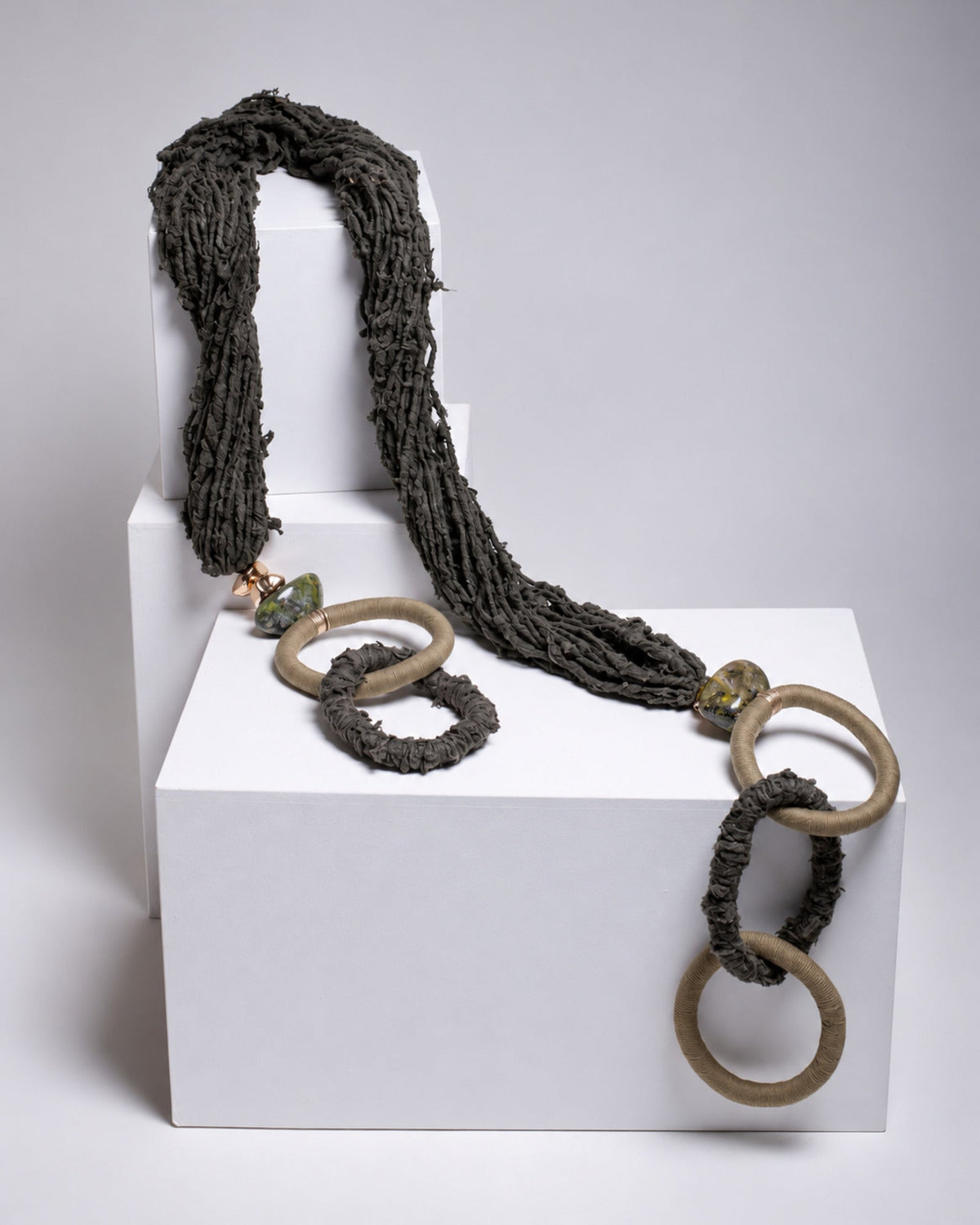 Colar de Mesa Serpentina