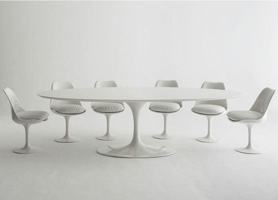 Mesa de Jantar Saarinen Oval - Tampo MDF Laca