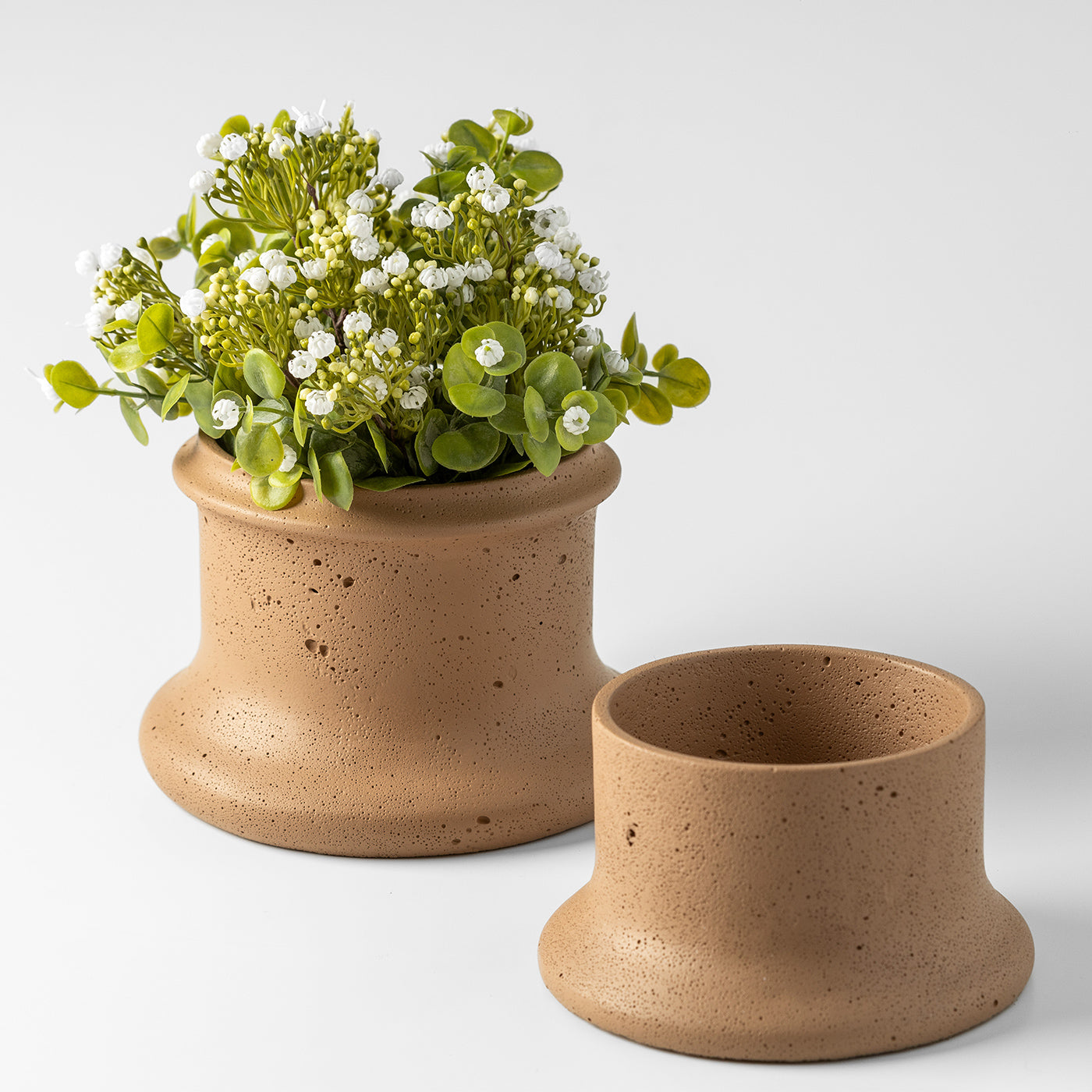 Conjunto 3 Cachepôs em Contreto Philo - Terracota