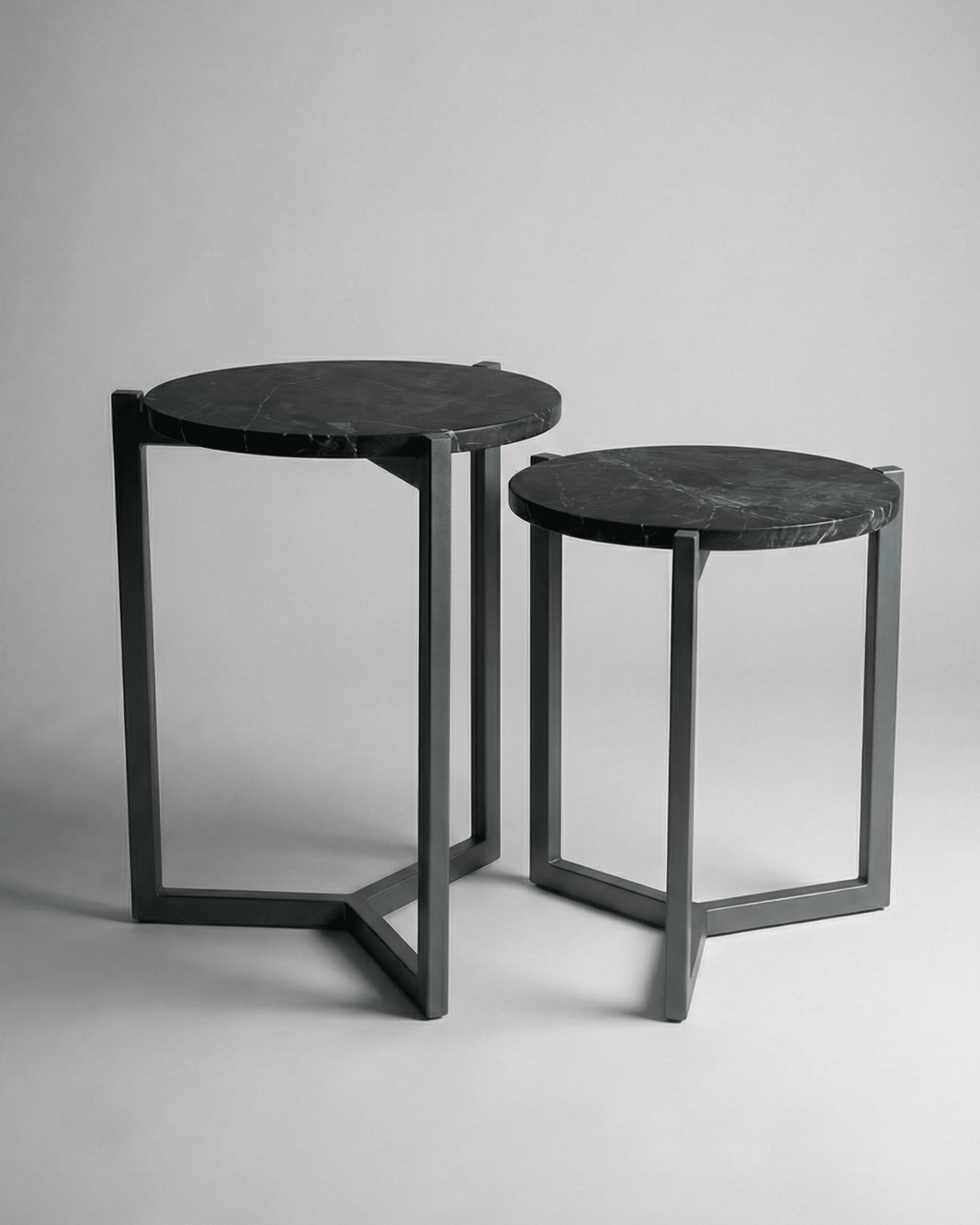 Mesa Lateral Tampo Mármore - Maitê