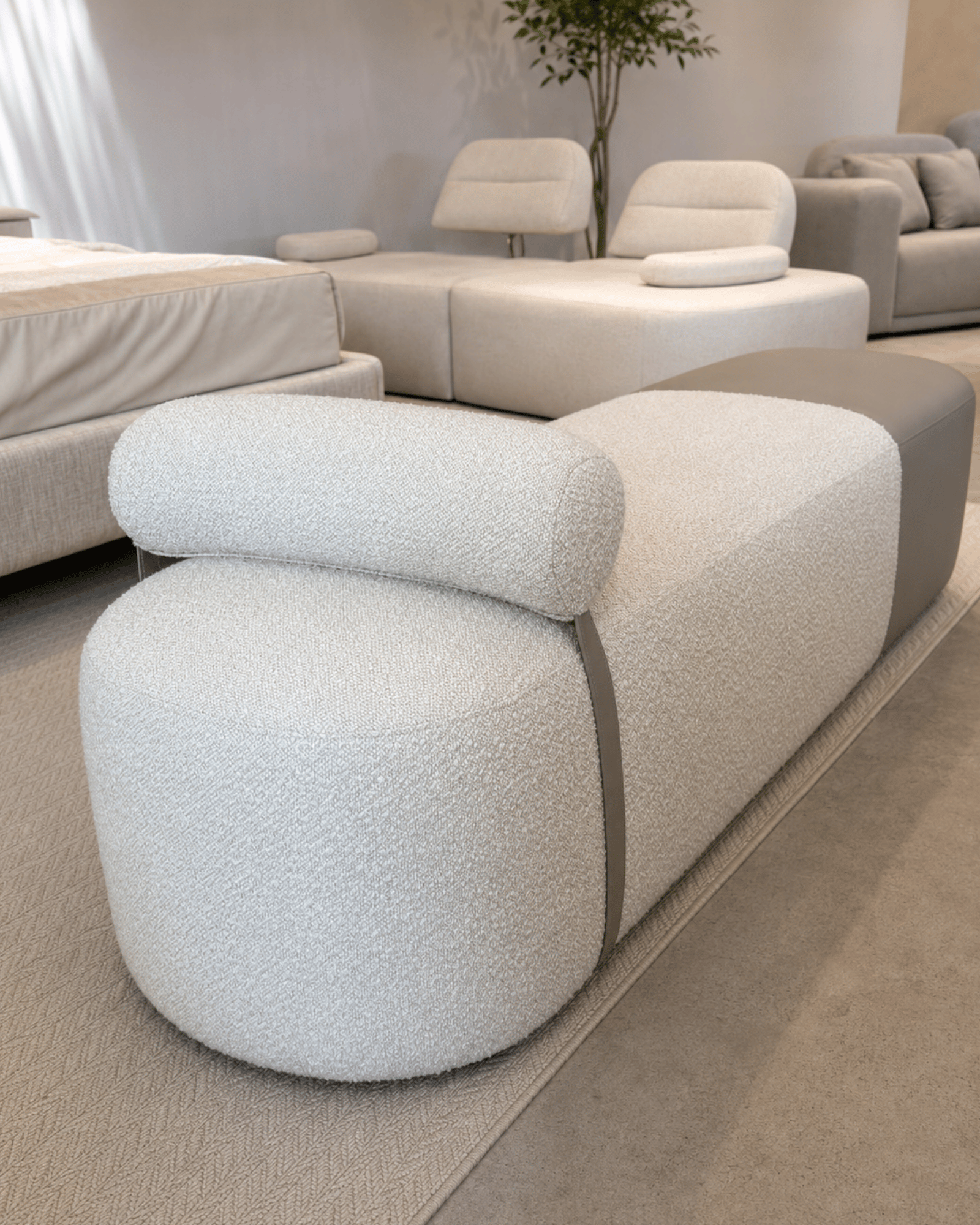 Recamier em Boucle e Couro Natural Ganz - Pronta Entrega