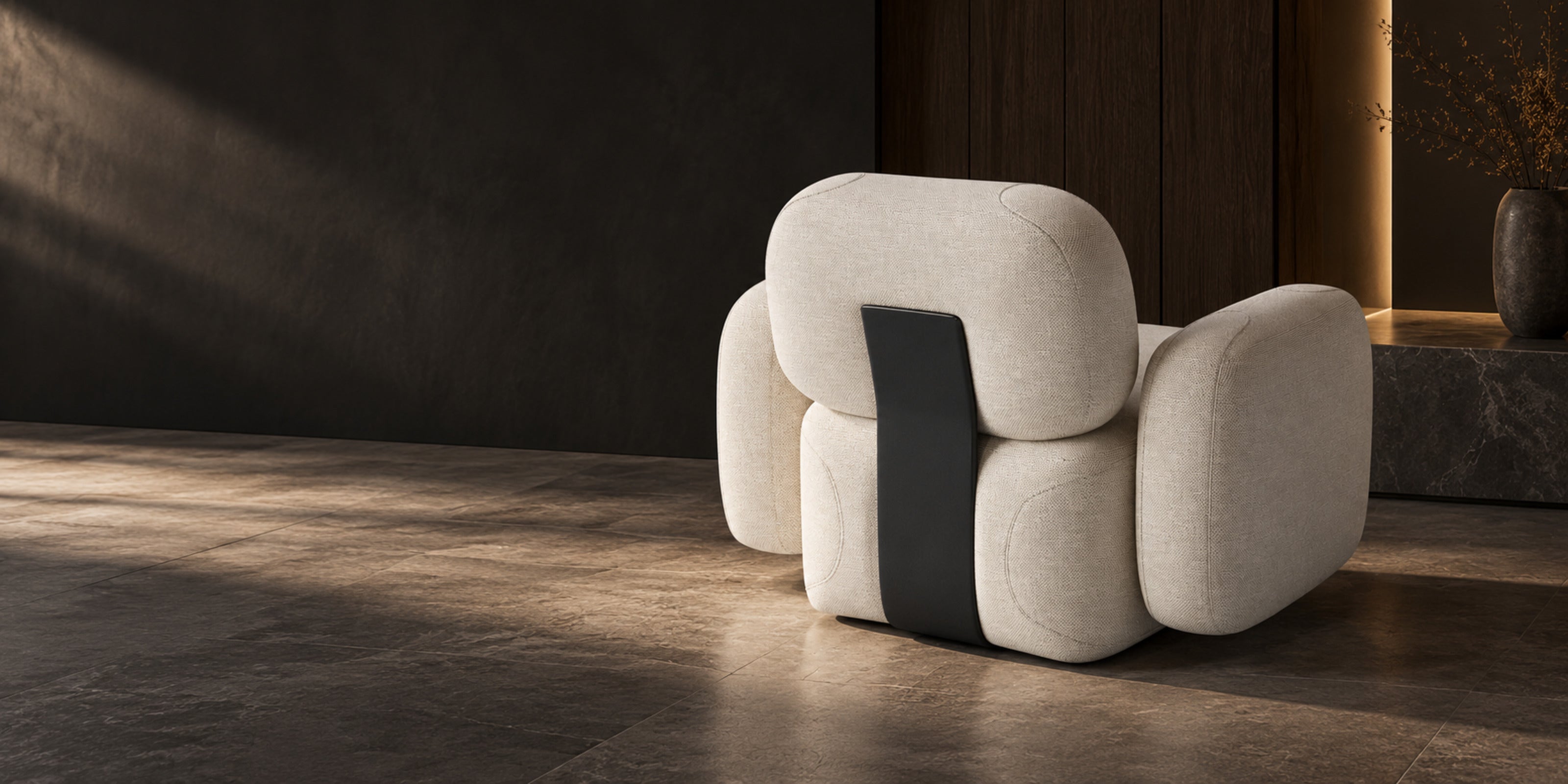 Poltrona Aurela em ambiente editorial