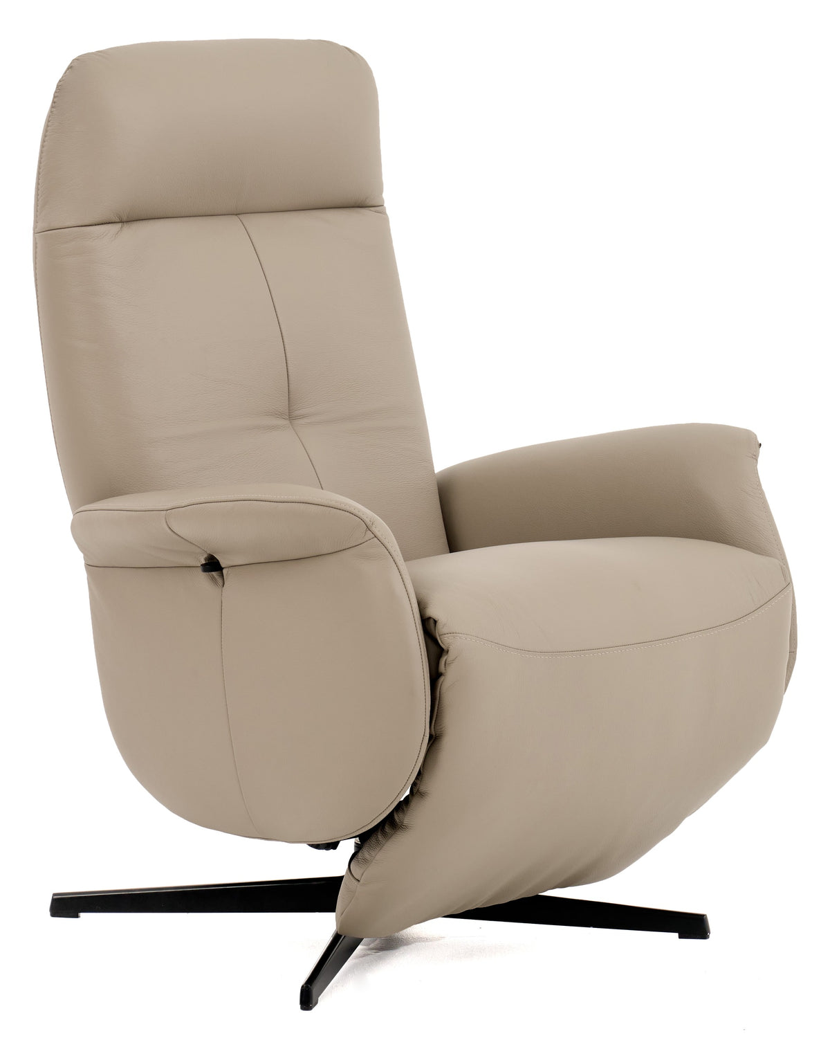Poltrona Evor em couro natural Grano Mineral — vista completa ¾