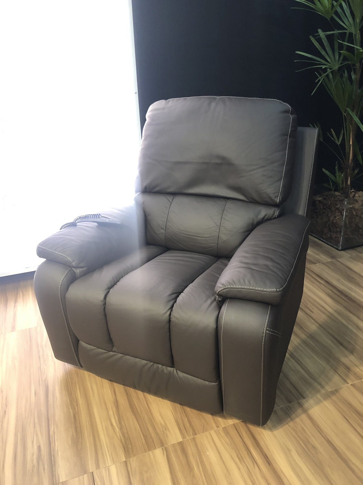 Poltrona Landor - Matte Preto ambiente