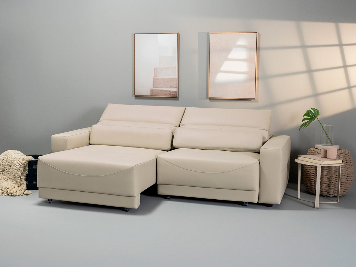 Sofá Couro Natural Retrátil Dane - PROMOCIONAL